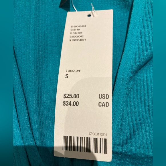 Urban Outfitters tank top - Out From Under Hailey Seamless Plunge Bra Top - Picture 3 of 4